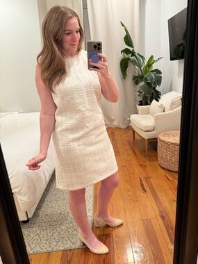 Ann Taylor Petite 6P Cream Tweed Shift Dress | Bouclé Texture | Sleeveless